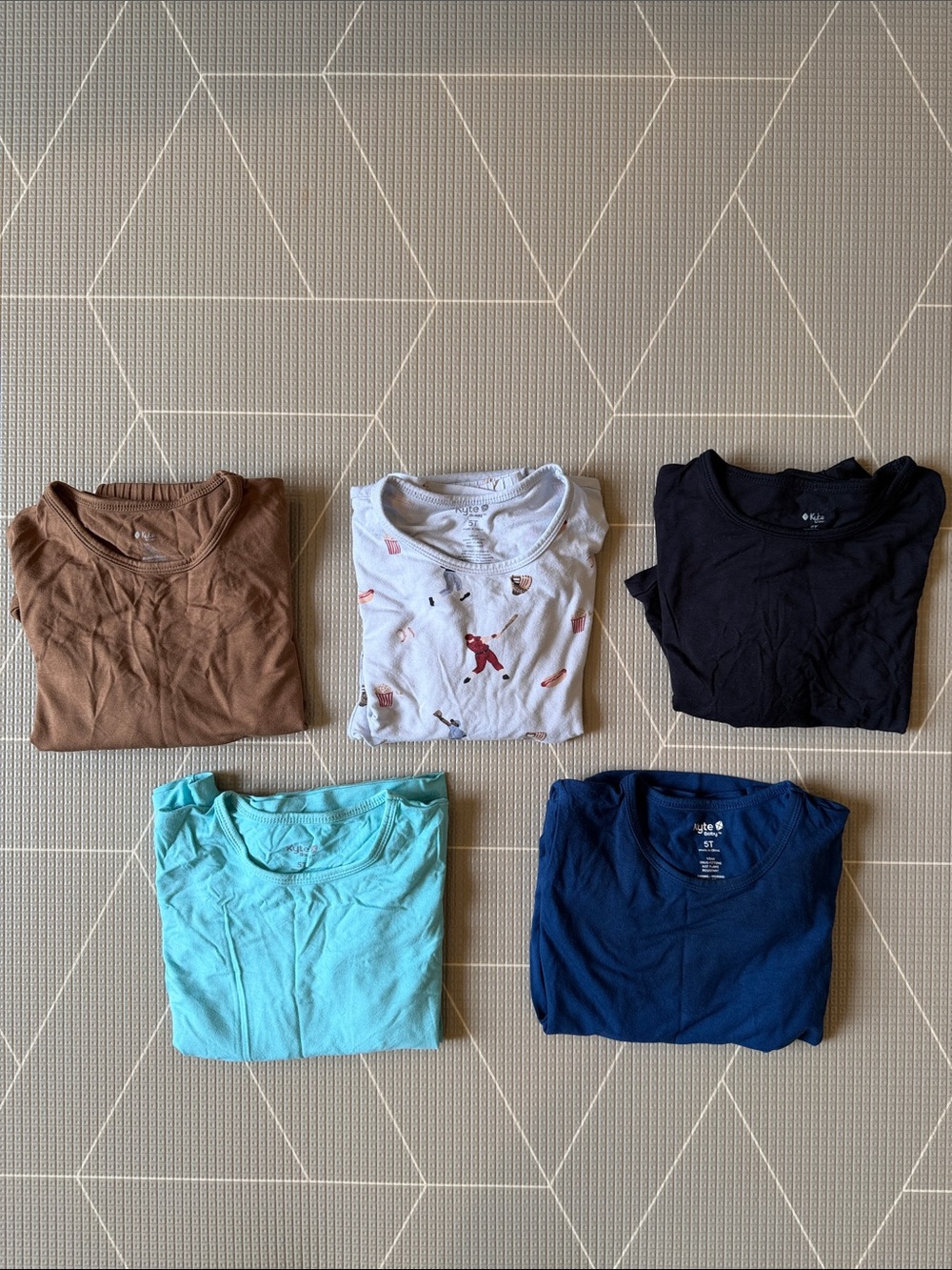 Bundle of 5 KYTE  Baby Long Sleeve Pajamas Size 5